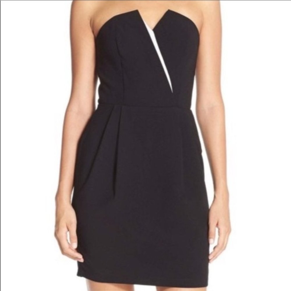 Adelyn Rae Kacey Black & White Strapless Asymmetrical Cocktail Dress Sz. XS